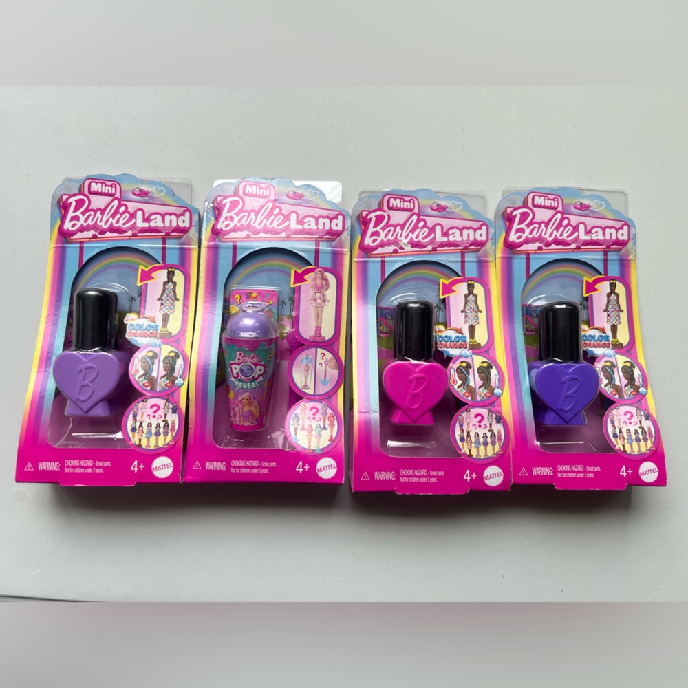 Barbie Mini BarbieLand Fashionista 1.5" Dolls in "Nail Polish" Container